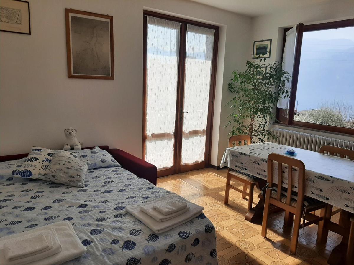 Apartment L'Ulivo Lake View Private Road 5 Kilometers From Varenna Lierna Dış mekan fotoğraf