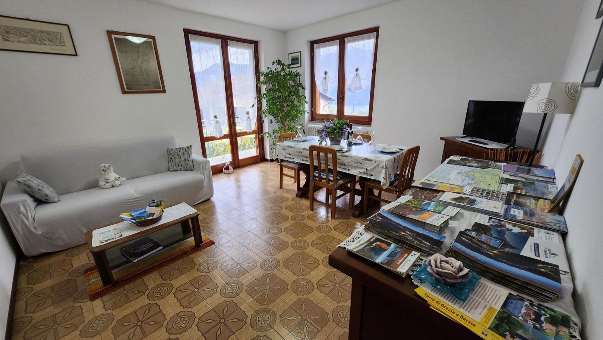 Apartment L'Ulivo Lake View Private Road 5 Kilometers From Varenna Lierna Dış mekan fotoğraf