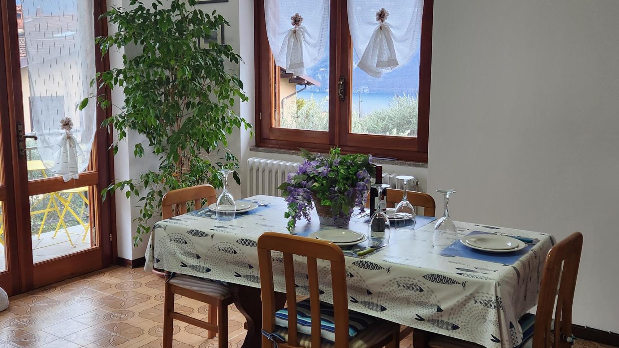 Apartment L'Ulivo Lake View Private Road 5 Kilometers From Varenna Lierna Dış mekan fotoğraf