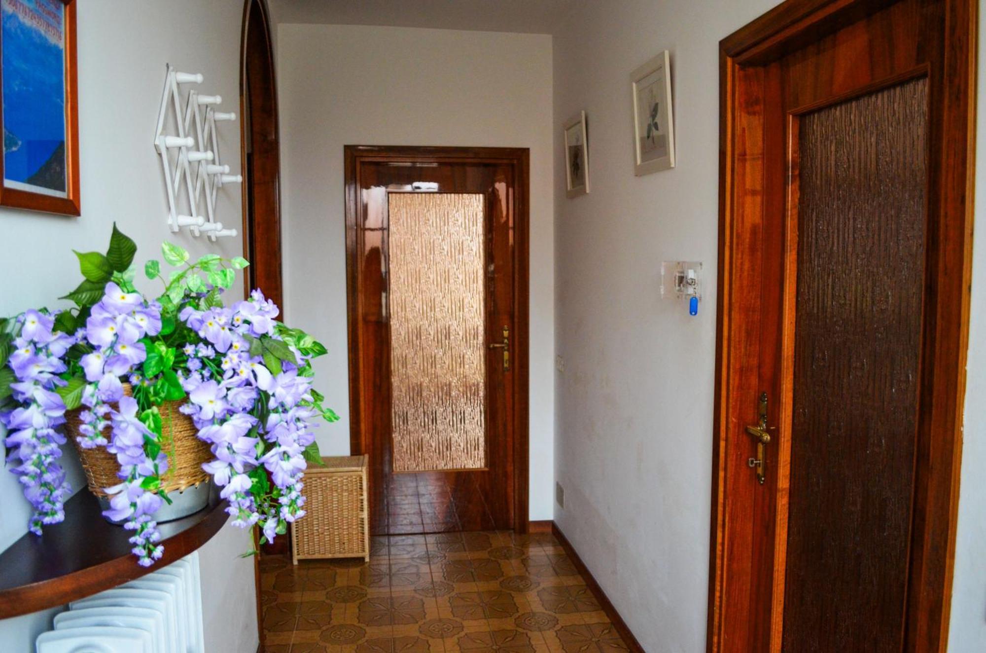 Apartment L'Ulivo Lake View Private Road 5 Kilometers From Varenna Lierna Dış mekan fotoğraf