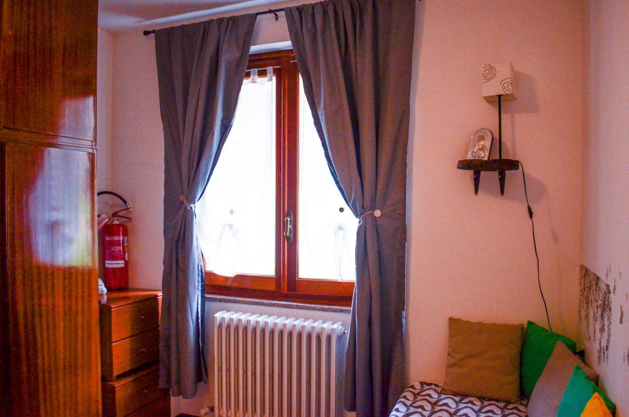 Apartment L'Ulivo Lake View Private Road 5 Kilometers From Varenna Lierna Dış mekan fotoğraf